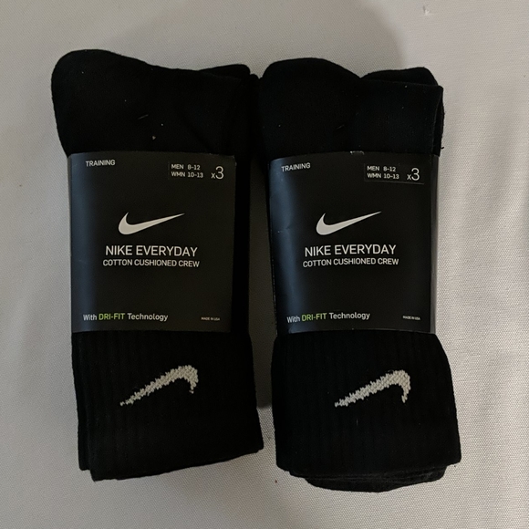 Nike Other - Nike everyday cotton cushioned crew socks 6 total